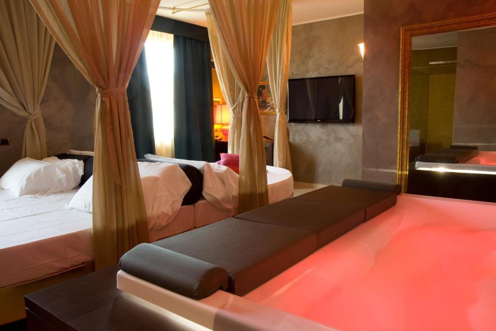 Hm Motelhotel Castellazzo Bormida Номер фото
